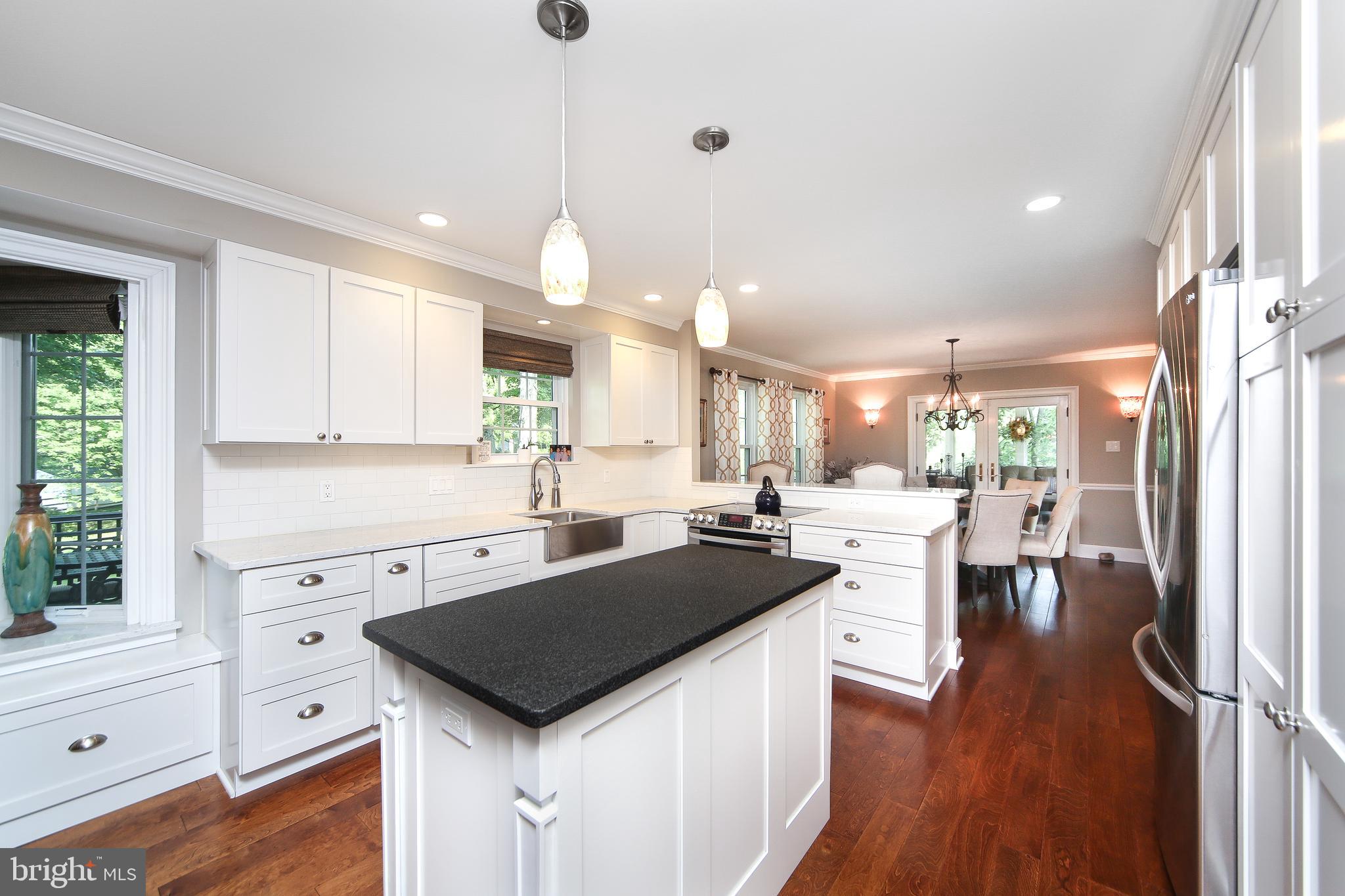 4 Settlers Drive Doylestown, PA 18901 - Photo 4 of 40 Kitchen