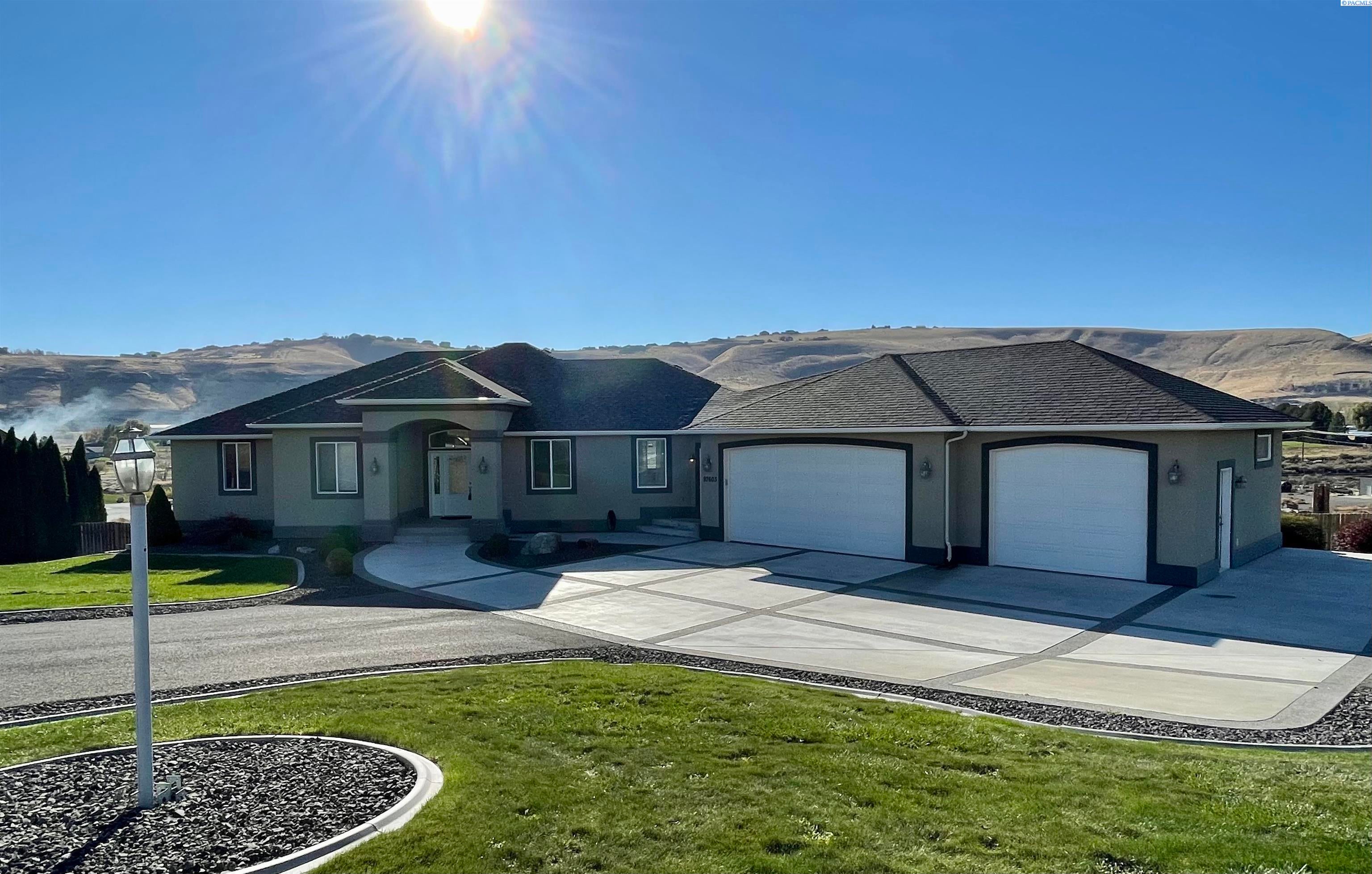 97603 East Ridgeview Drive Kennewick, WA 99338 - Photo 1 of 30 Gallery Image 1