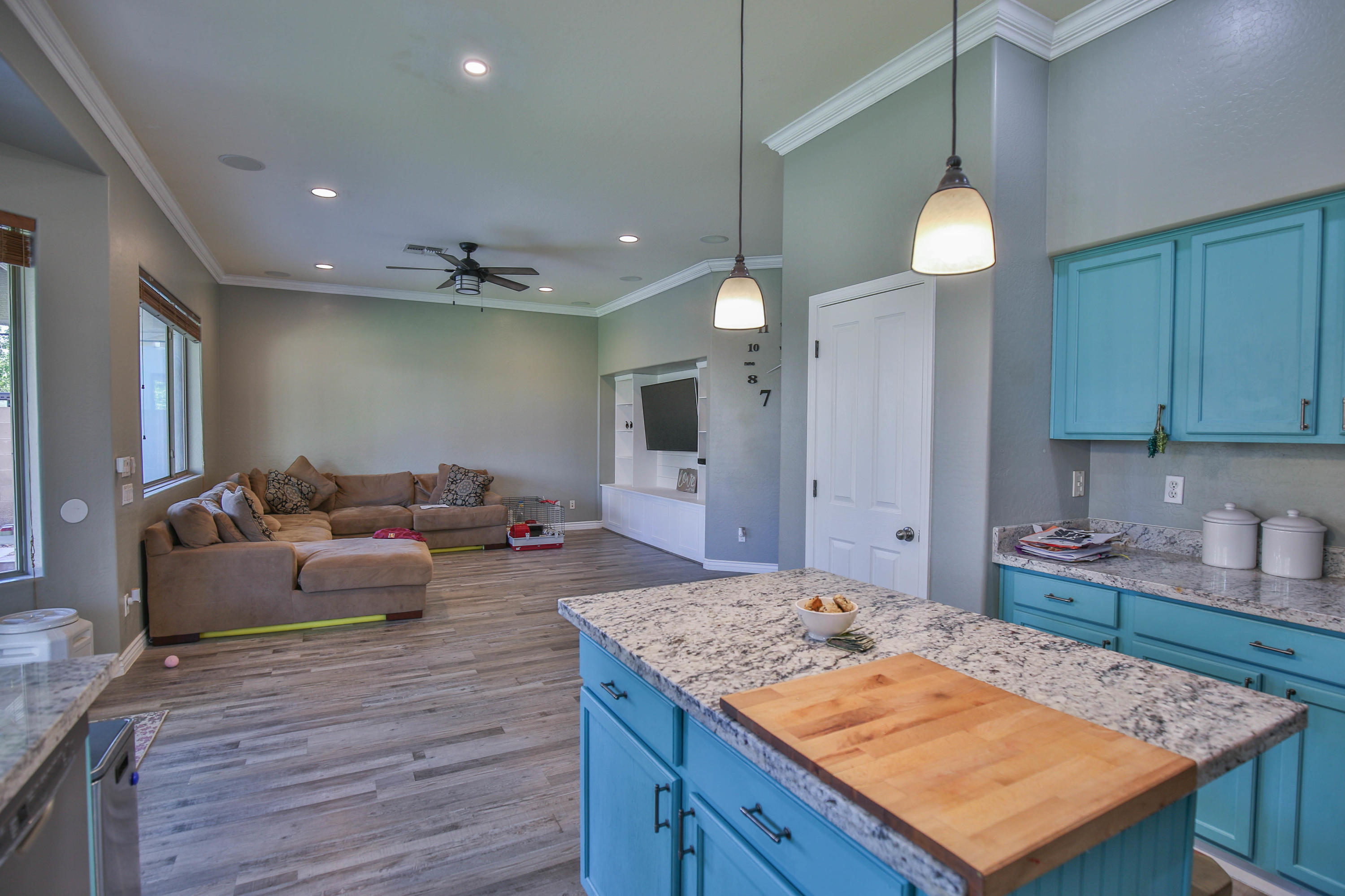 4292 East Branded Road Gilbert, AZ 85297 - Photo 6 of 31 0D3A8048