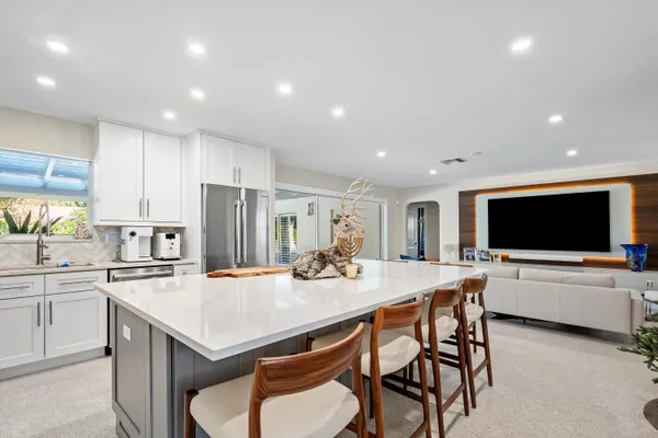 $1,429,000 | 911 Southwest 27th Terrace, Boynton Beach, FL 33435