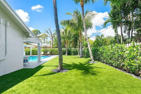$1,429,000 | 911 Southwest 27th Terrace, Boynton Beach, FL 33435