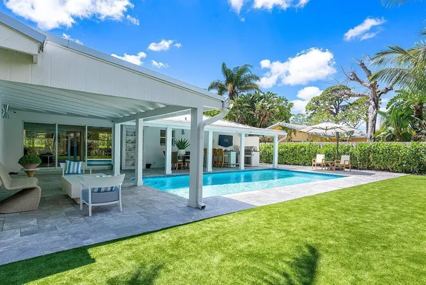 $1,429,000 | 911 Southwest 27th Terrace, Boynton Beach, FL 33435