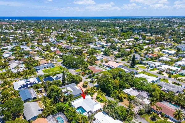 $1,429,000 | 911 Southwest 27th Terrace, Boynton Beach, FL 33435