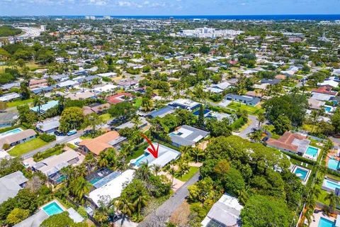 $1,429,000 | 911 Southwest 27th Terrace, Boynton Beach, FL 33435