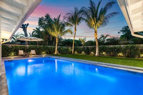 $1,429,000 | 911 Southwest 27th Terrace, Boynton Beach, FL 33435