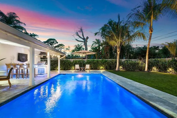 $1,429,000 | 911 Southwest 27th Terrace, Boynton Beach, FL 33435