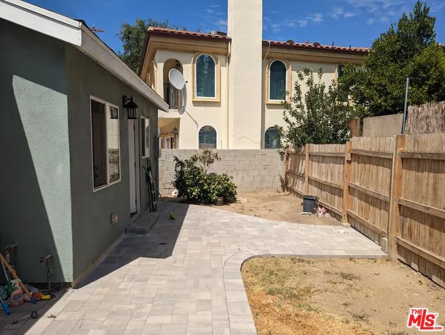 $2,000 | 5335 Rhea Avenue, Los Angeles, CA 91356