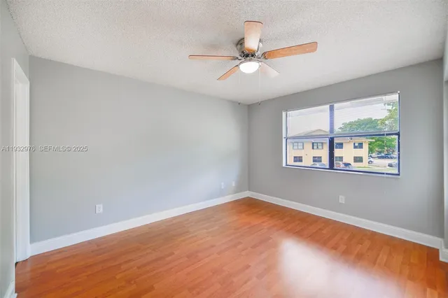 $280,000 | 2570 West 67th Place, Unit 212, Hialeah, FL 33016