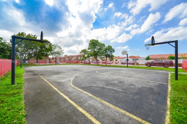 $280,000 | 2570 West 67th Place, Unit 212, Hialeah, FL 33016