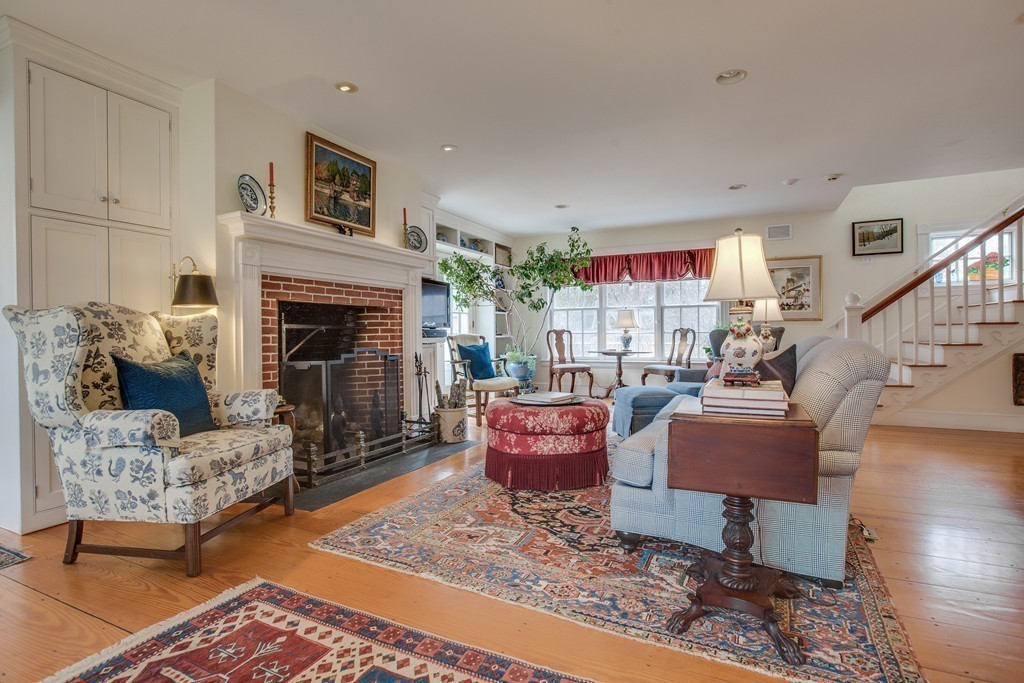 310 Ayer Road Harvard, MA 01451 - Photo 6 of 30