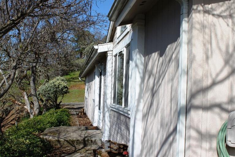 6446 Tolo Road Central Point, OR 97502 - Photo 2 of 21 Additional Photo