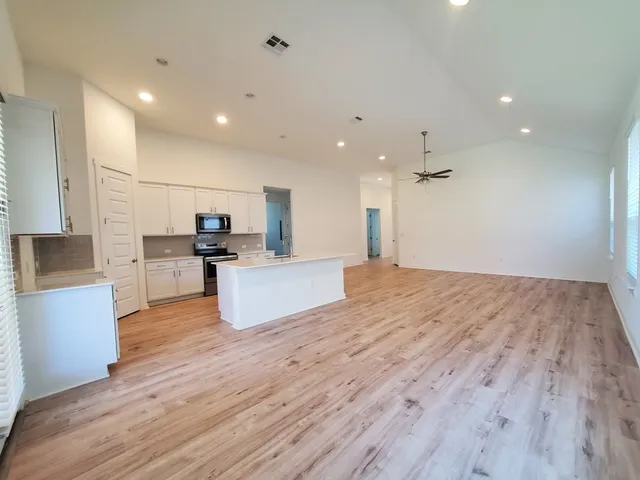 $2,150 | 648 Peace Pipe Way, Georgetown, TX 78628