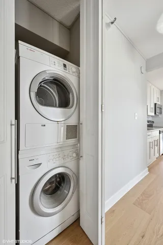 $440,000 | 10 East Ontario Street, Unit 4404, Chicago, IL 60611