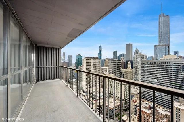 $440,000 | 10 East Ontario Street, Unit 4404, Chicago, IL 60611