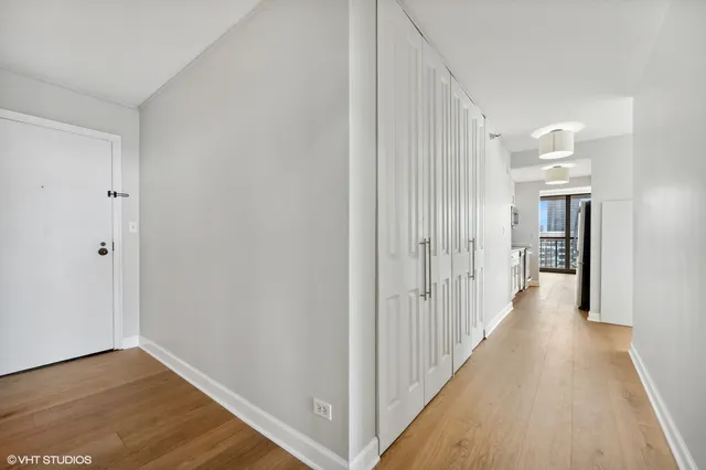 $440,000 | 10 East Ontario Street, Unit 4404, Chicago, IL 60611