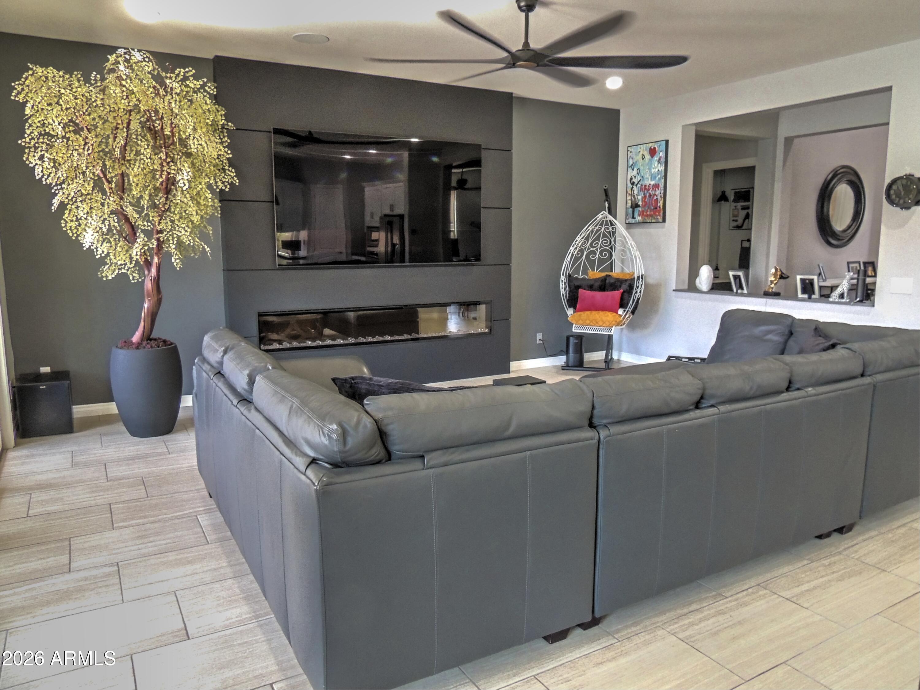 229 East Powell Way Chandler, AZ 85249 - Photo 14 of 32