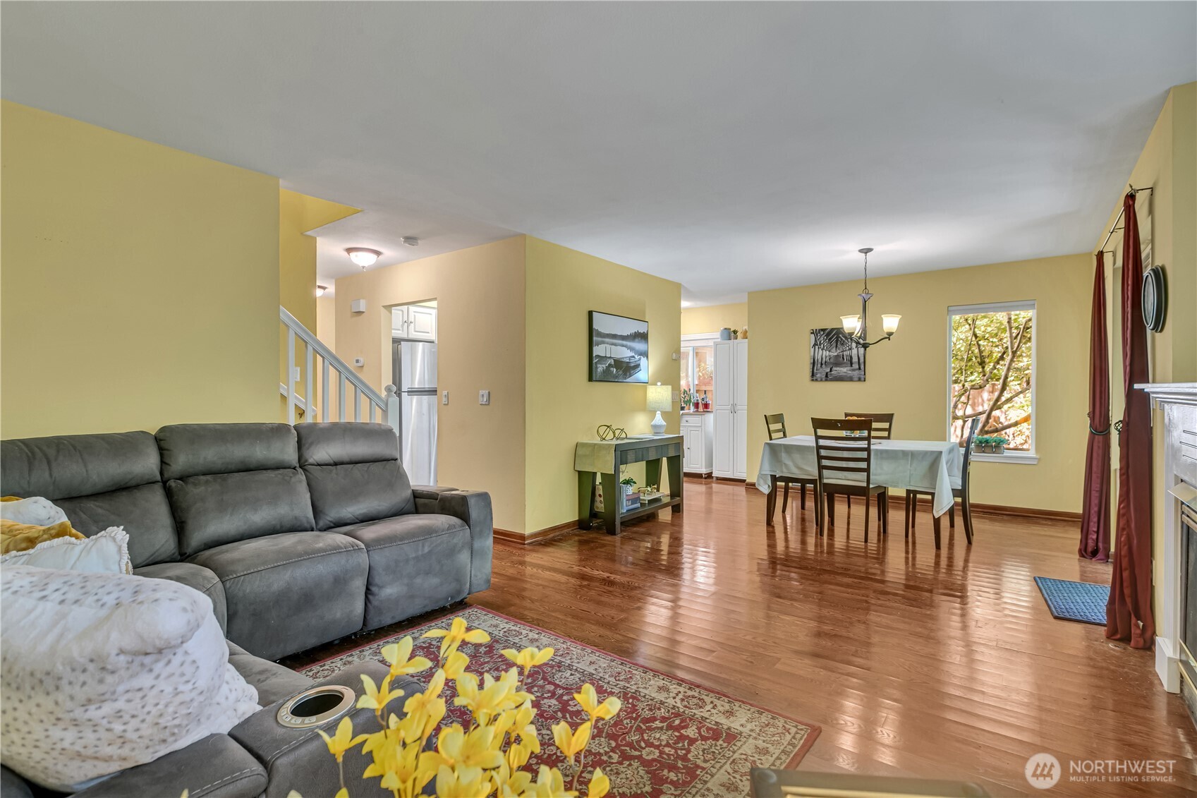 2027 187th Place Southeast Bothell, WA 98012 - Photo 6 of 29 Gallery Image 6