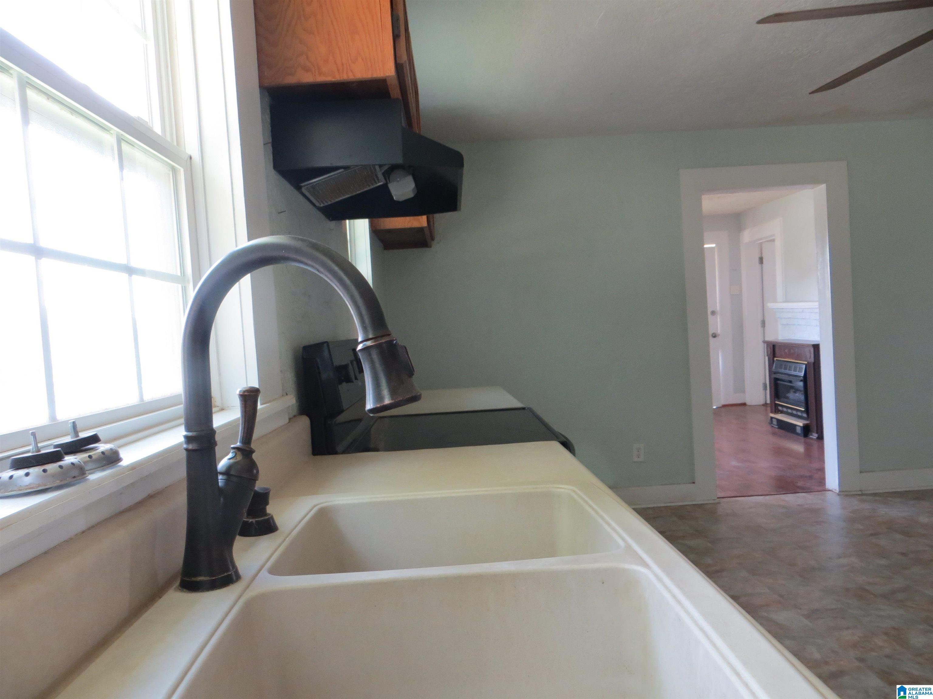 237 Pinson Road Anniston, AL 36201 - Photo 3 of 41 Gallery Image 3