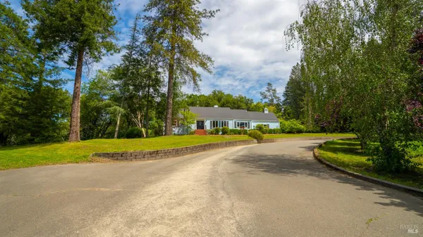 $1,850,000 | 8099 Yule Tree Lane, Sebastopol, CA 95472