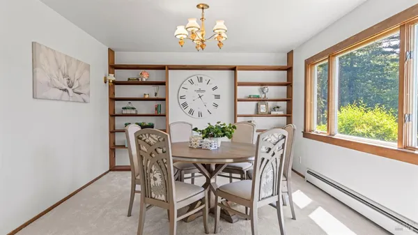 $1,850,000 | 8099 Yule Tree Lane, Sebastopol, CA 95472