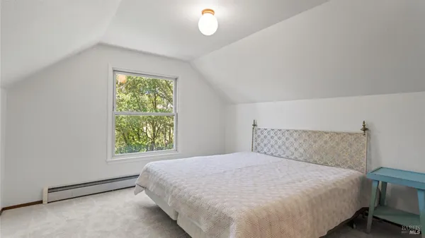 $1,850,000 | 8099 Yule Tree Lane, Sebastopol, CA 95472