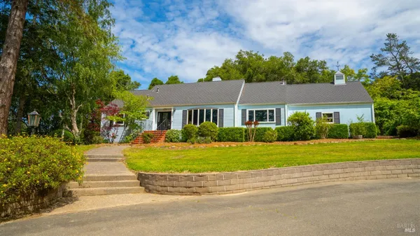 $1,850,000 | 8099 Yule Tree Lane, Sebastopol, CA 95472