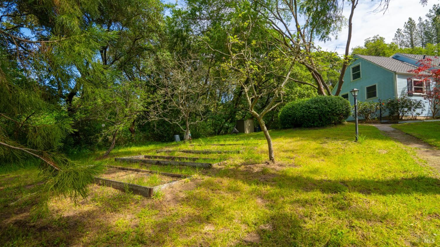 8099 Yule Tree Lane Sebastopol, CA 95472 - Photo 9 of 57