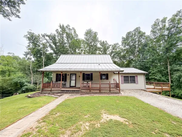 $259,900 | 19656 North 2250th Street, Dennison, IL 62423