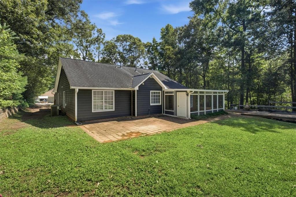 75 Saratoga Way Covington, GA 30016 - Photo 2 of 34