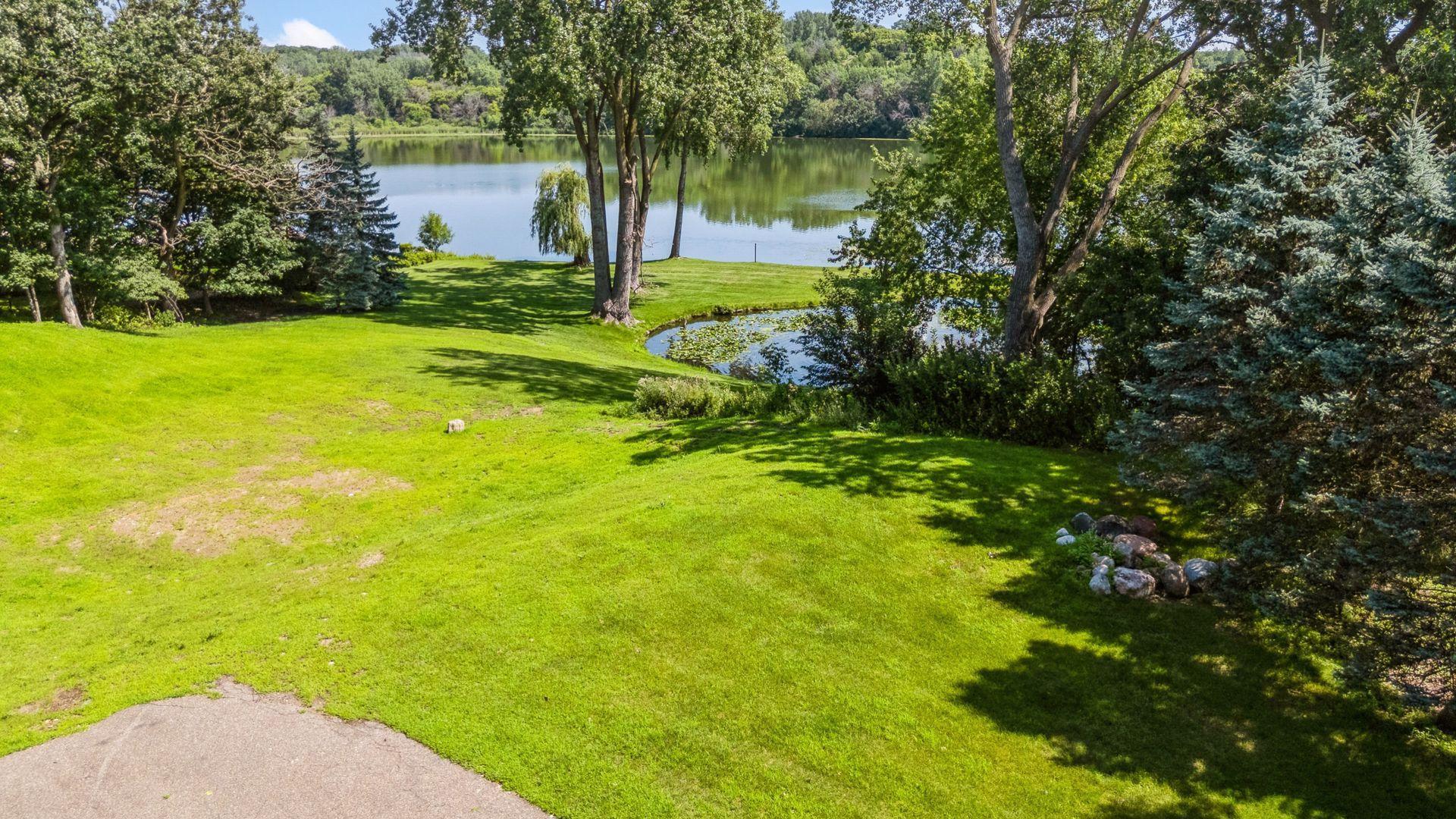 6851 Beach Road Eden Prairie, MN 55344 - Photo 15 of 19