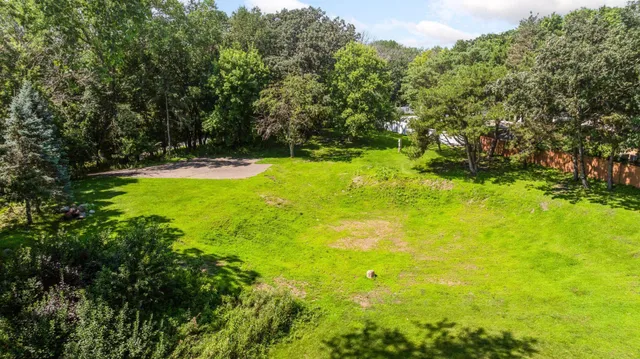 $2,399,000 | 6851 Beach Road, Eden Prairie, MN 55344