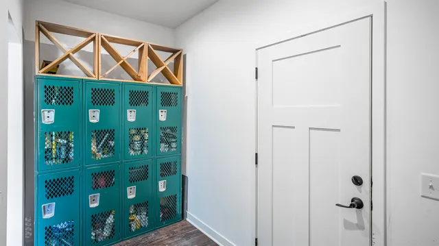 $649,900 | W2975 Willow Lane, Belleville, WI 53508