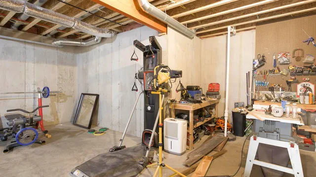 $649,900 | W2975 Willow Lane, Belleville, WI 53508