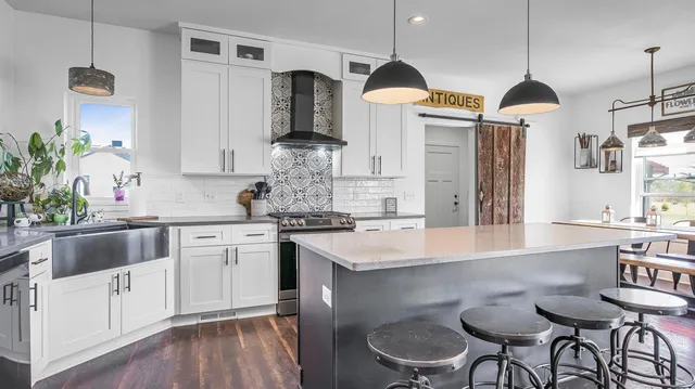 $649,900 | W2975 Willow Lane, Belleville, WI 53508