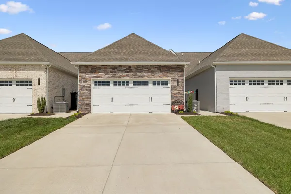 $389,900 | 2406 Laurelstone Drive, Murfreesboro, TN 37130