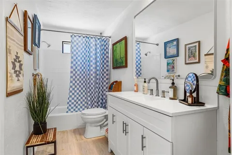 $468,000 | 3174 Peachtree Street, Sarasota, FL 34231