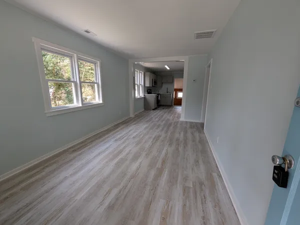 $429,000 | 17 South 9th Street, Del Haven, NJ 08251