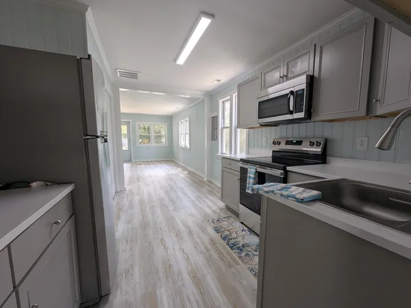 $429,000 | 17 South 9th Street, Del Haven, NJ 08251