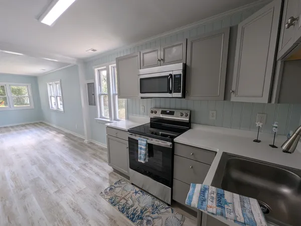 $429,000 | 17 South 9th Street, Del Haven, NJ 08251