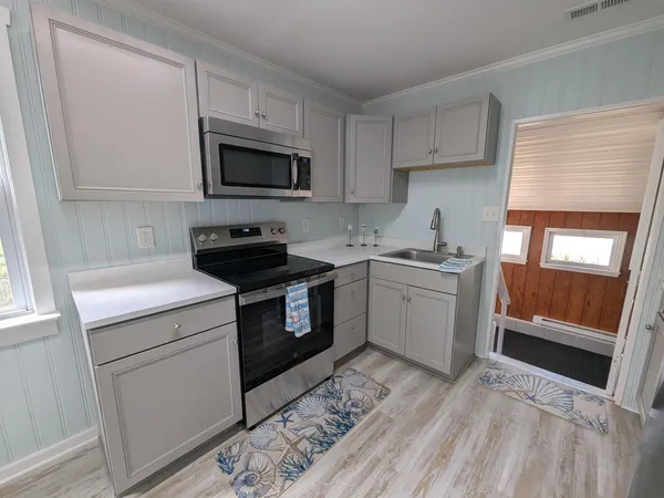 $429,000 | 17 South 9th Street, Del Haven, NJ 08251