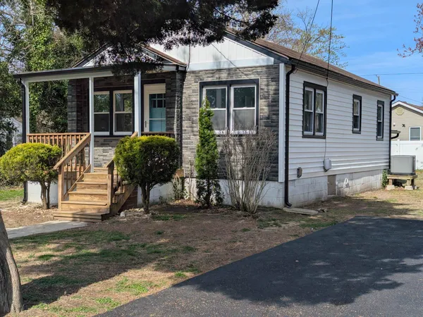 $429,000 | 17 South 9th Street, Del Haven, NJ 08251
