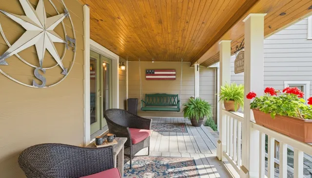 $699,999 | 45 Bryson Road, Eddyville, KY 42038