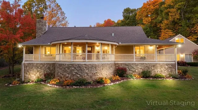 $699,999 | 45 Bryson Road, Eddyville, KY 42038