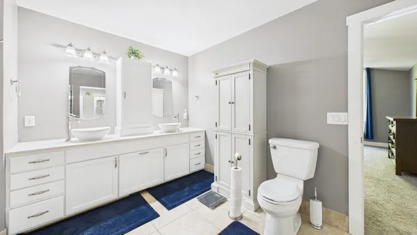 $699,999 | 45 Bryson Road, Eddyville, KY 42038