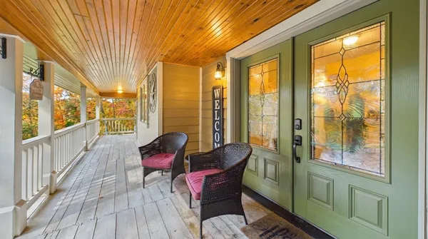 $699,999 | 45 Bryson Road, Eddyville, KY 42038
