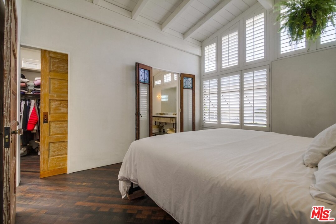 29500 Heathercliff Road, Unit 118 Malibu, CA 90265 - Photo 24 of 39