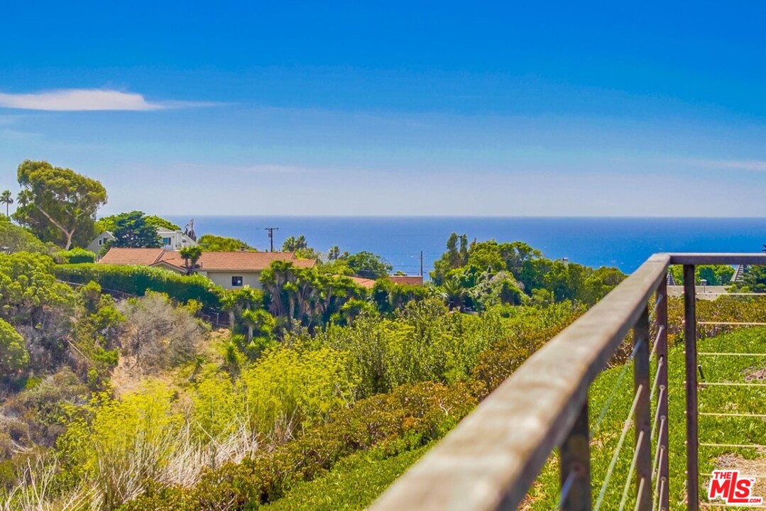 29500 Heathercliff Road, Unit 118 Malibu, CA 90265 - Photo 38 of 39