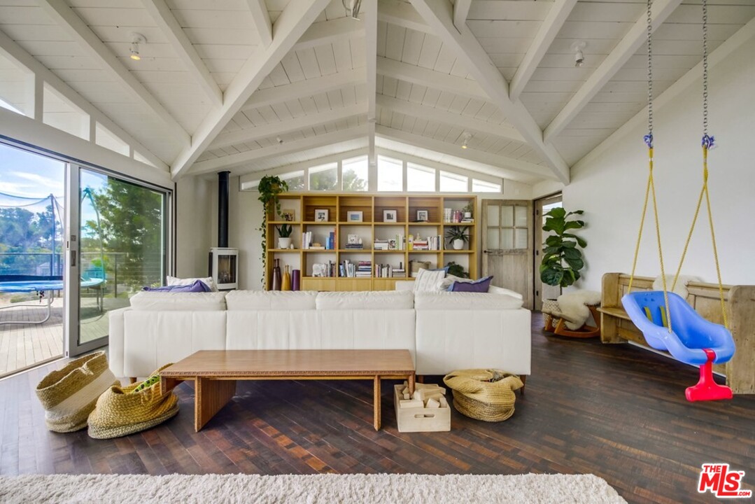 29500 Heathercliff Road, Unit 118 Malibu, CA 90265 - Photo 9 of 39