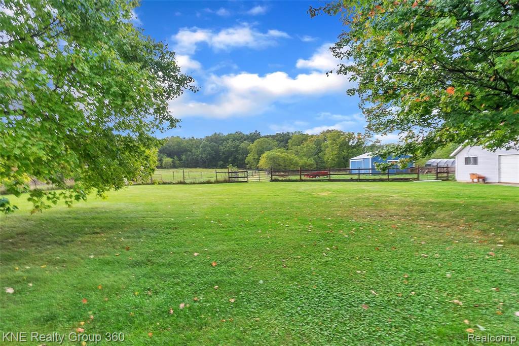 1931 North Hacker Road Howell, MI 48843 - Photo 35 of 50