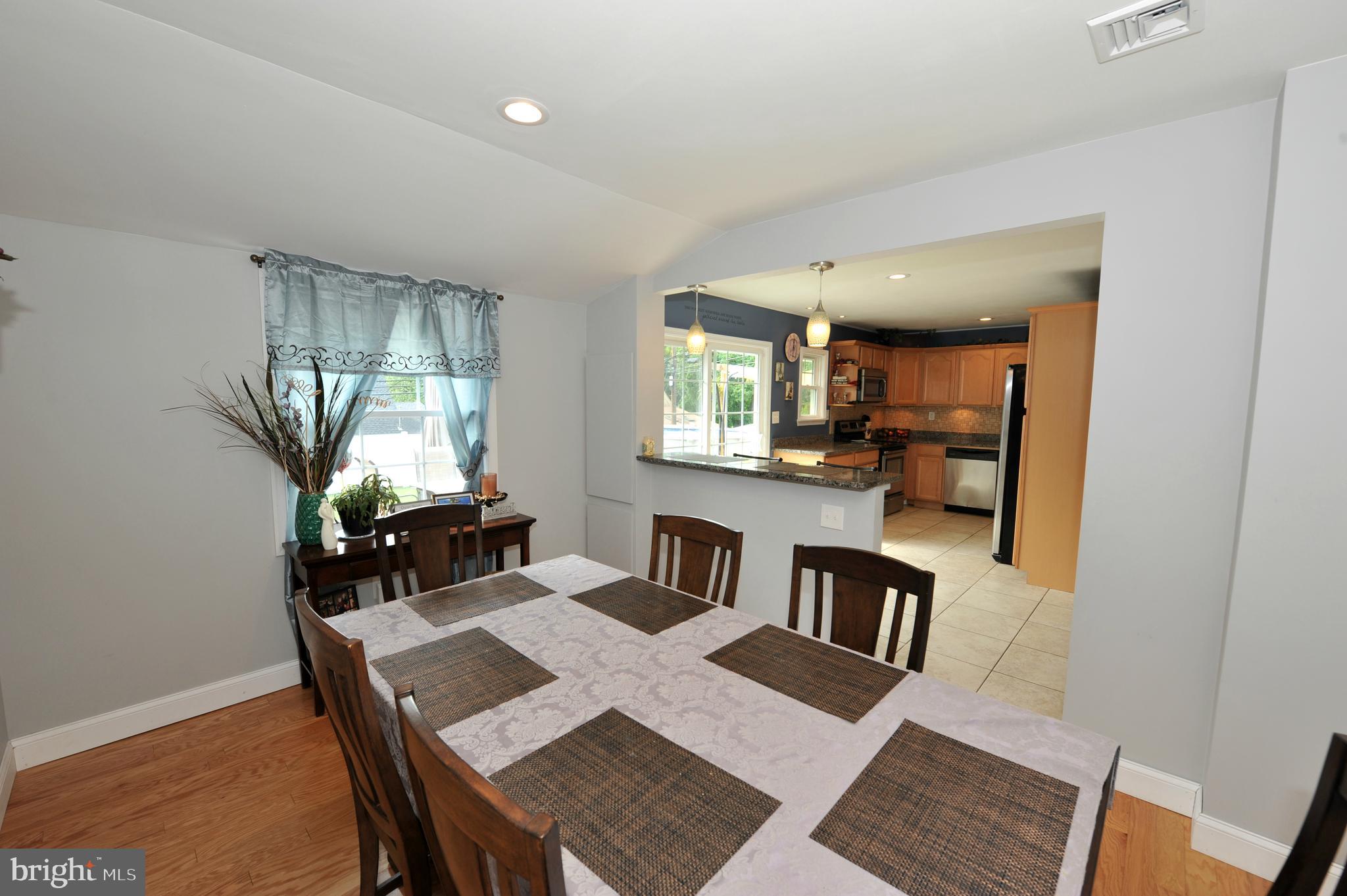 29 Jadewood Road Levittown, PA 19056 - Photo 15 of 30